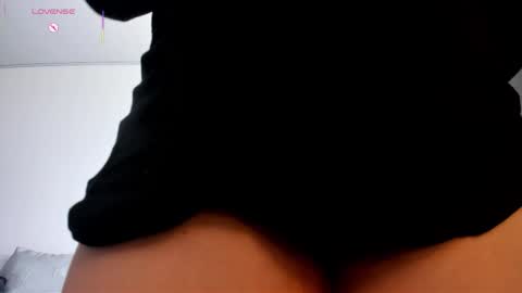 _miss_coco_ online show from March 2026 12:44:02 PM