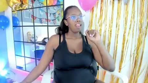 Snapshot of _miss_khaleesi_ chatting on June 2026 03:57:01 PM _miss_khaleesi_ online show from June 2026 03:57:01 PM
