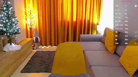 Snapshot of _miss_mia chatting on December 2024 01:23:02 PM Mia online show from December 2024 01:23:02 PM