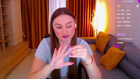 Snapshot of _miss_mia chatting on November 2025 10:48:01 AM Mia online show from November 2025 10:48:01 AM