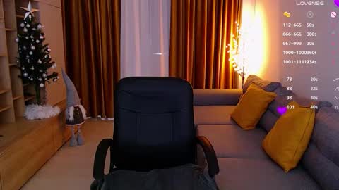 Snapshot of _miss_mia chatting on December 2025 09:57:02 AM Mia online show from December 2025 09:57:02 AM