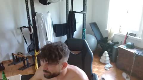 Snapshot of _misterniceguy chatting on May 2026 03:18:01 PM BENJI online show from May 2026 03:18:01 PM