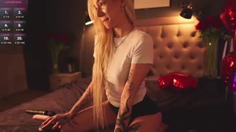 Snapshot of _miumiu_ chatting on February 2025 02:18:01 AM Sasha online show from February 2025 02:18:01 AM