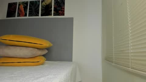 Snapshot of _molly_rosse_ chatting on November 2025 12:07:02 PM _molly_rosse_ online show from November 2025 12:07:02 PM