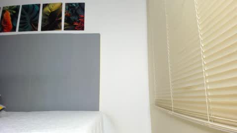 Snapshot of _molly_rosse_ chatting on November 2025 12:20:01 PM _molly_rosse_ online show from November 2025 12:20:01 PM