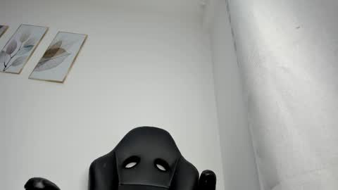 _molly_rosse_ online show from May 2026 11:51:02 AM