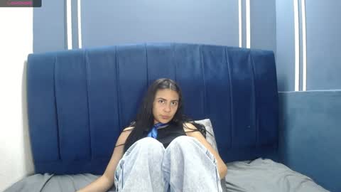 Molly online show from February 2025 09:31:01 PM