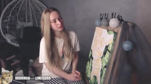 Debby  online show from September 2025 08:20:02 PM