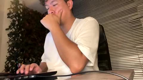 Snapshot of _mr_panda_ chatting on December 2024 04:53:01 AM Panda online show from December 2024 04:53:01 AM