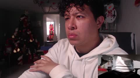 Snapshot of _mr_panda_ chatting on January 2025 09:43:02 PM Panda online show from January 2025 09:43:02 PM