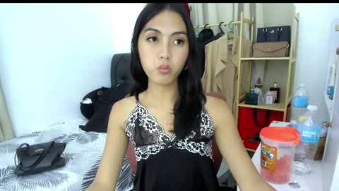 Snapshot of _natalya69_ chatting on May 2026 12:44:02 PM _natalya69_ online show from May 2026 12:44:02 PM