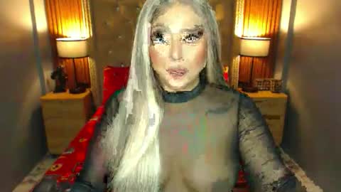 _natashacooper_ online show from December 2025 05:31:01 PM