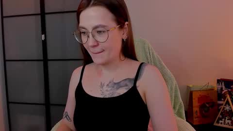 Mia with a big heart  online show from February 2025 07:02:02 AM