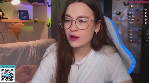 Mia with a big heart  online show from November 2025 02:12:01 AM