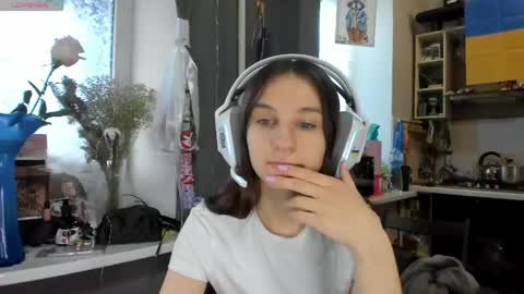 Nika online show from April 2026 03:08:01 PM