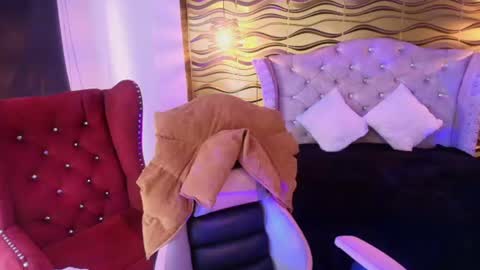 Nina Harpper online show from July 2026 12:41:01 PM