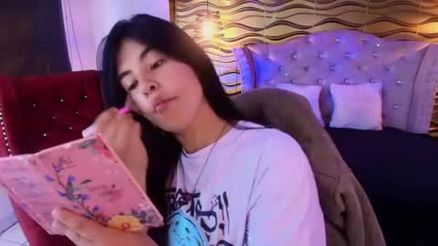 Nina Harpper online show from July 2026 12:41:01 PM