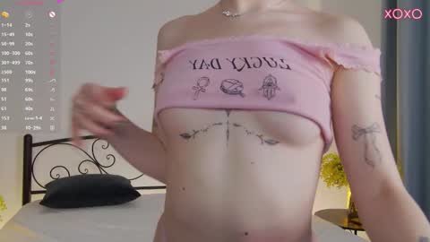 Vivian online show from October 2025 06:32:02 AM