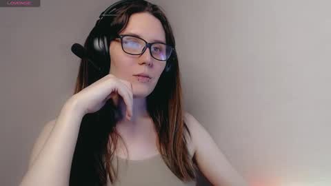 Snapshot of _nymphomaniac__ chatting on February 2025 10:11:01 PM Tracy online show from February 2025 10:11:01 PM