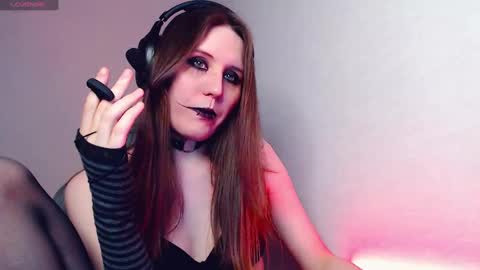 Snapshot of _nymphomaniac__ chatting on February 2025 04:44:02 AM Tracy online show from February 2025 04:44:02 AM