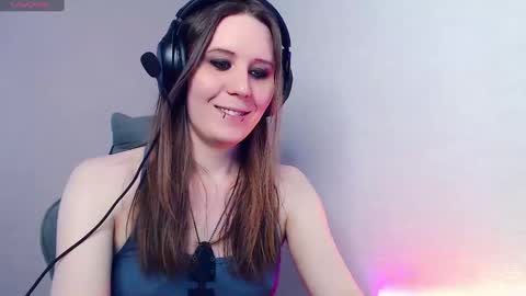 Snapshot of _nymphomaniac__ chatting on February 2025 09:42:01 AM Tracy online show from February 2025 09:42:01 AM