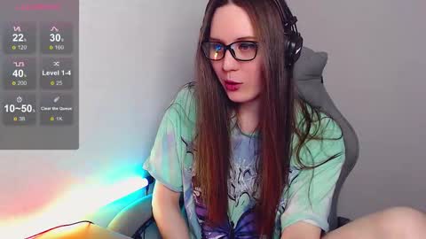 Snapshot of _nymphomaniac__ chatting on November 2025 03:12:02 PM Tracy online show from November 2025 03:12:02 PM