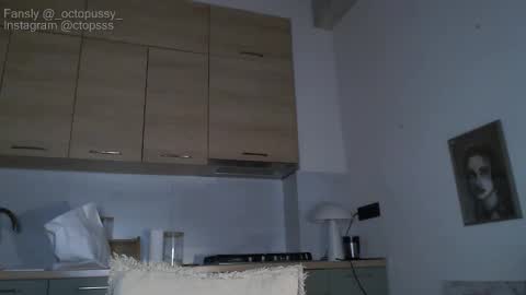 Mikayla online show from February 2026 07:41:02 PM