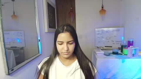 Snapshot of _olivia_fox_ chatting on January 2026 11:02:02 AM Olivia online show from January 2026 11:02:02 AM