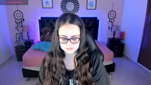 Olivia jones online show from June 2026 12:06:01 PM