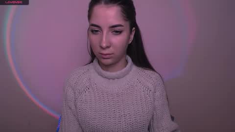 Snapshot of _oliviax_ chatting on November 2025 08:28:01 AM Olivia online show from November 2025 08:28:01 AM