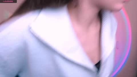 Snapshot of _oliviax_ chatting on December 2025 01:16:02 PM Olivia online show from December 2025 01:16:02 PM