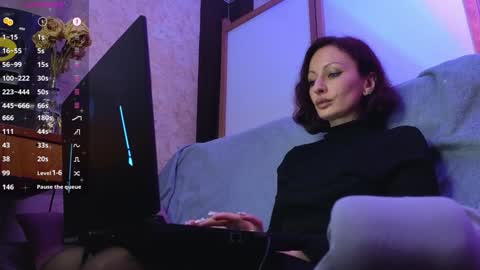 Snapshot of _owner_ chatting on December 2024 06:10:01 PM The Supreme Goddess Rose online show from December 2024 06:10:01 PM