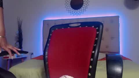 Snapshot of _paulina_26 chatting on September 2025 09:04:02 PM Paulina online show from September 2025 09:04:02 PM