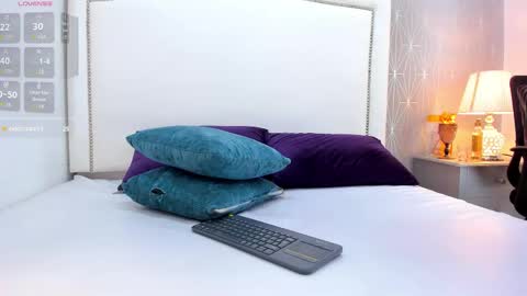  peach1  online show from March 2026 12:12:02 PM