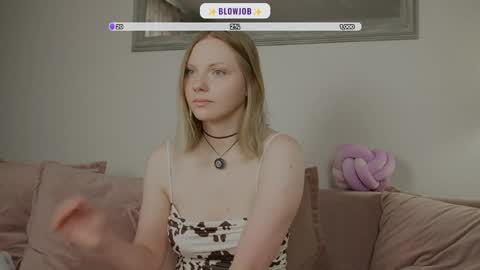 Snapshot of _penisflytrap_ chatting on April 2026 07:58:02 AM Viktoria online show from April 2026 07:58:02 AM