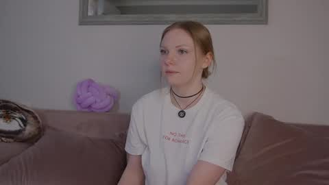 Snapshot of _penisflytrap_ chatting on April 2026 01:59:01 PM Viktoria online show from April 2026 01:59:01 PM