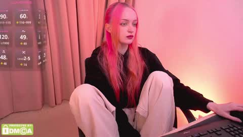 Maisie online show from April 2026 02:05:01 PM
