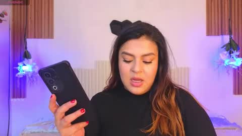 Laura online show from March 2026 06:15:01 PM