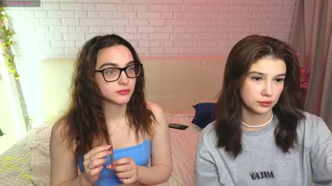 Snapshot of _ramune_ chatting on March 2025 11:55:02 AM Merlizz Eva Jane Mila Nicole left to right online show from March 2025 11:55:02 AM