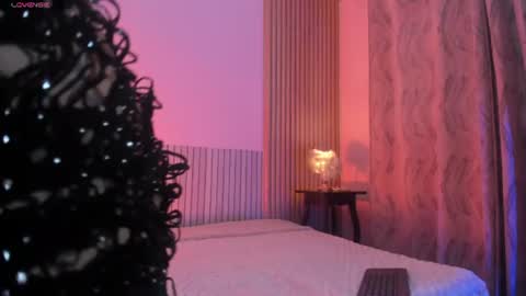 _ravynrouge1 online show from July 2026 02:36:01 PM