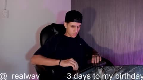 Snapshot of _realwav chatting on October 2025 07:19:02 AM wav online show from October 2025 07:19:02 AM