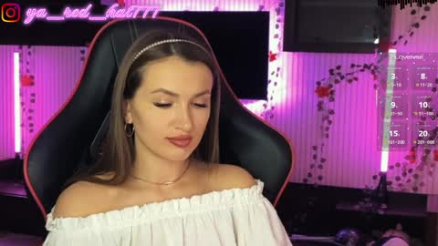 -RED HAT- online show from April 2026 06:23:01 PM