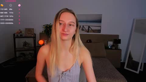 Snapshot of _ri_na_ chatting on January 2025 09:40:02 AM I am Rina online show from January 2025 09:40:02 AM