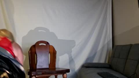 Rose Michelle online show from December 2025 10:55:02 AM