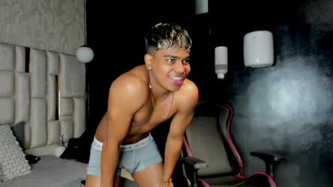 _sammy_ice online show from January 2025 01:57:02 AM