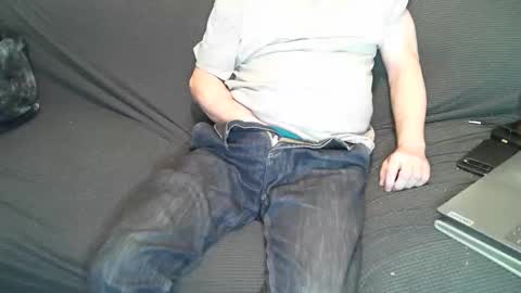 Samuel online show from April 2026 06:38:01 PM