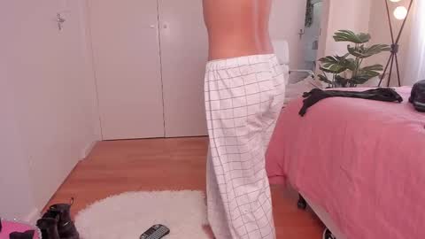 Snapshot of _sandy_s_ chatting on March 2025 01:14:02 AM Sandyy online show from March 2025 01:14:02 AM