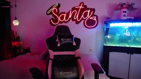  SantaLove  online show from January 2025 10:23:01 PM