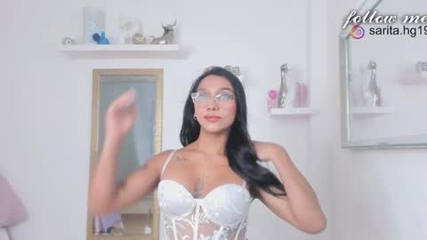 Snapshot of _sara_hernandez chatting on May 2026 06:33:01 AM Sara intagram online show from May 2026 06:33:01 AM