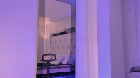 Snapshot of _saragarcia_ chatting on January 2025 02:46:02 PM Sara online show from January 2025 02:46:02 PM